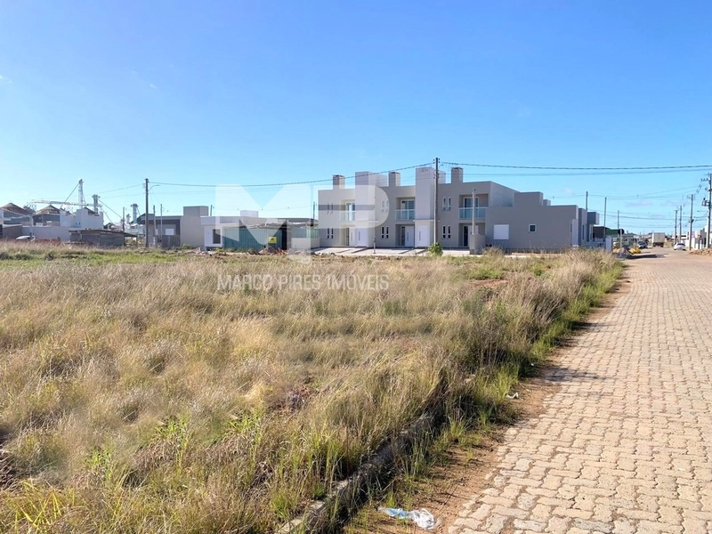 Terreno: 2ª foto da galeria de imagens do imóvel
