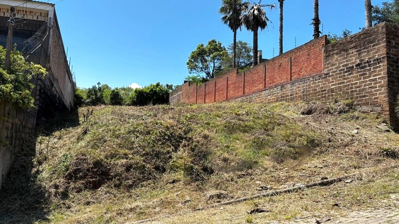 Terreno: 1ª foto da galeria de imagens do imóvel