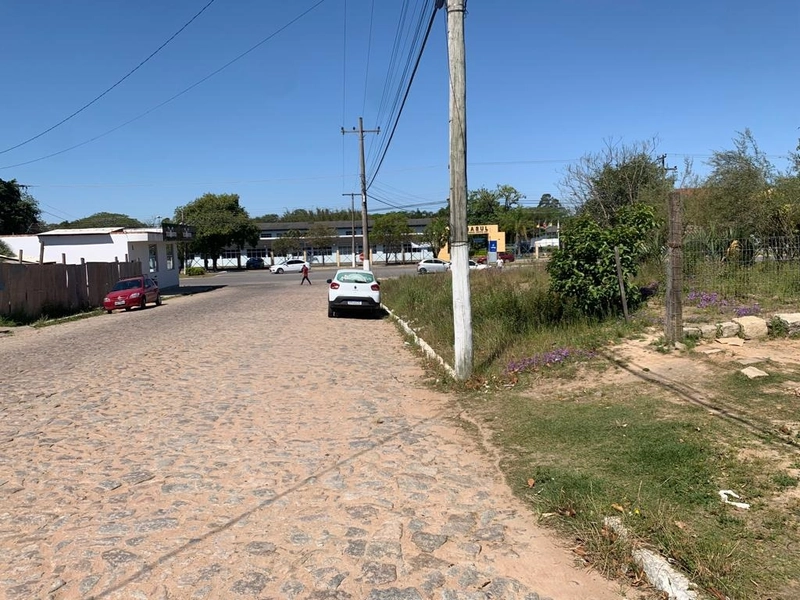 Terreno medindo 11 x 40: 2ª foto da galeria de imagens do imóvel