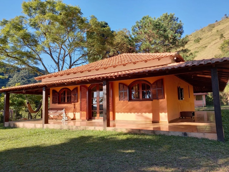 SITIO EM PATY DO ALFERES: 1ª foto da galeria de imagens do imóvel