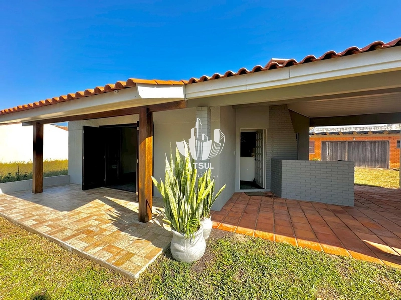 Casa 50m distancia do mar: 1ª foto da galeria de imagens do imóvel