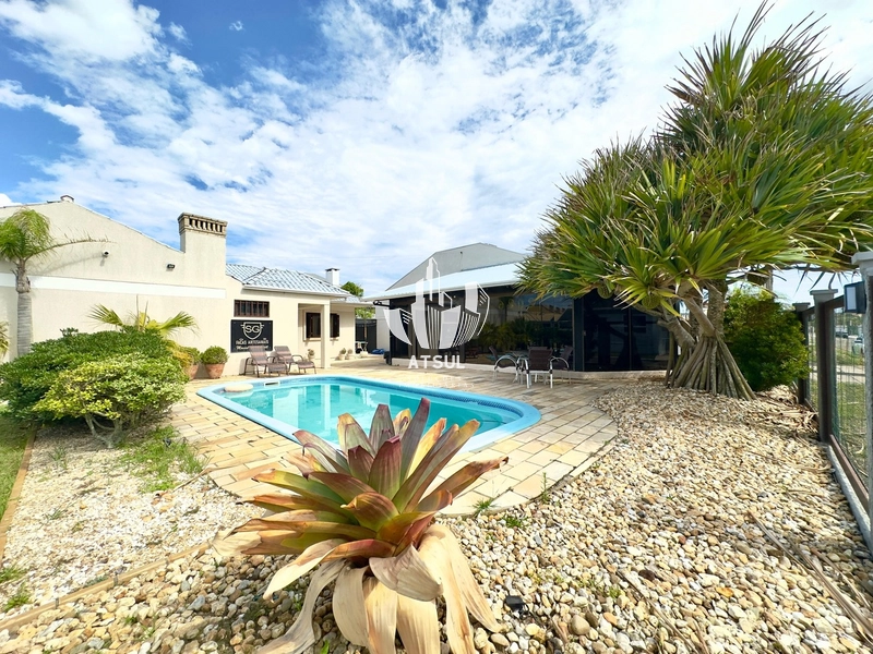 Imóvel a 150m de distância do mar