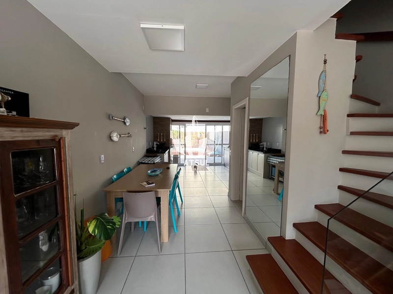 Sobrado  a venda em Rainha do Mar/ Xangrilá: 4ª foto da galeria de imagens do imóvel