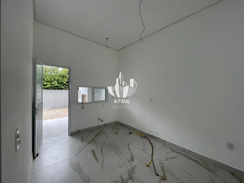 Casa Geminada à venda em Atlãntida Sul: 6ª foto da galeria de imagens do imóvel