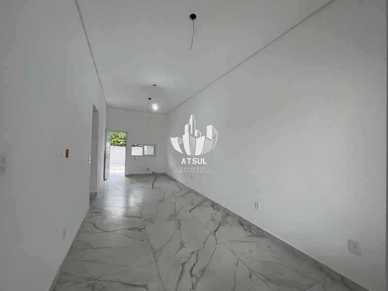 Casa Geminada à venda em Atlãntida Sul: 5ª foto da galeria de imagens do imóvel