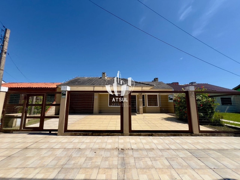 Casa à venda em Atlântida Sul