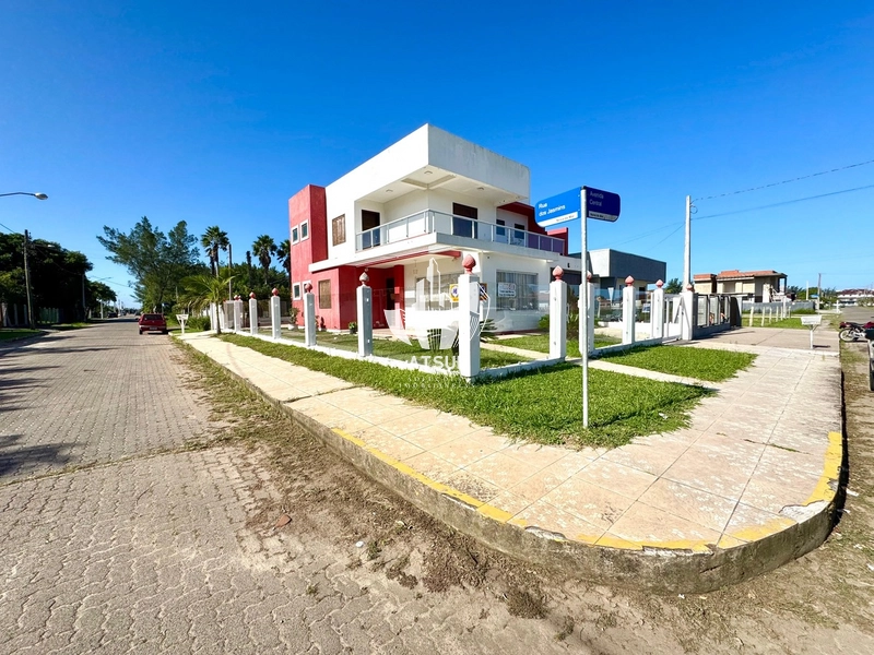 Sobrado à venda em Noiva do Mar: 2ª foto da galeria de imagens do imóvel