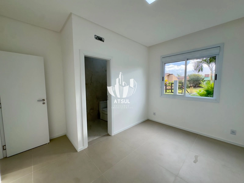 Casa à venda em Atlântida Sul: 8ª foto da galeria de imagens do imóvel