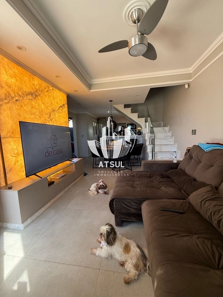 Casa á venda na Beira Mar: 1ª foto da galeria de imagens do imóvel