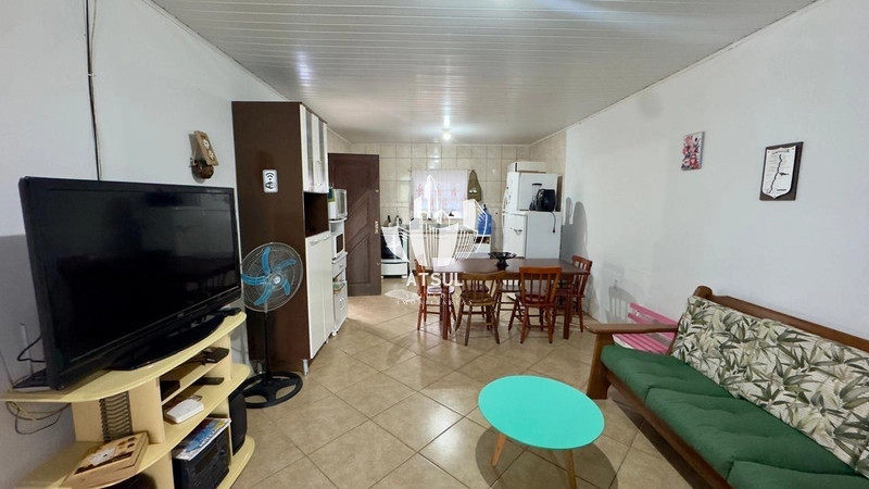Casa à venda em Atântida Sul: 3ª foto da galeria de imagens do imóvel
