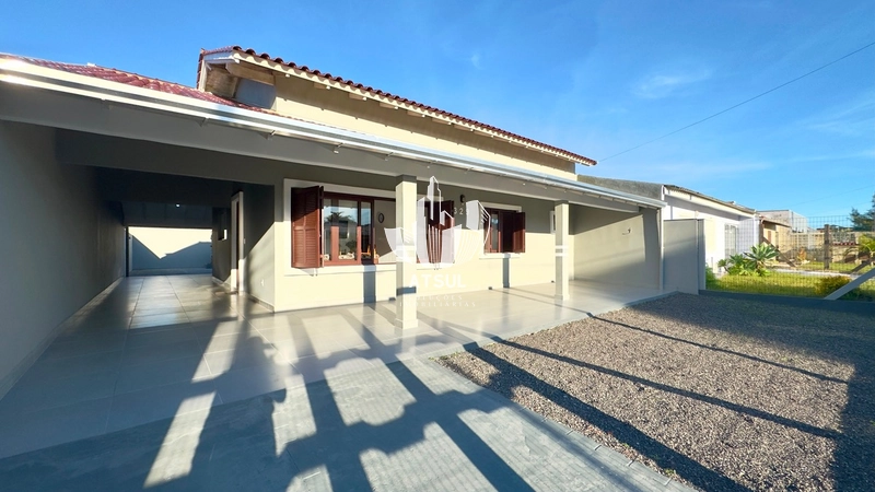 Casa à venda em Atlântida Sul: 8ª foto da galeria de imagens do imóvel