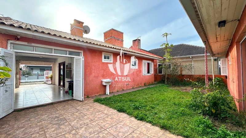 Casa à venda em Atlântida Sul: 3ª foto da galeria de imagens do imóvel