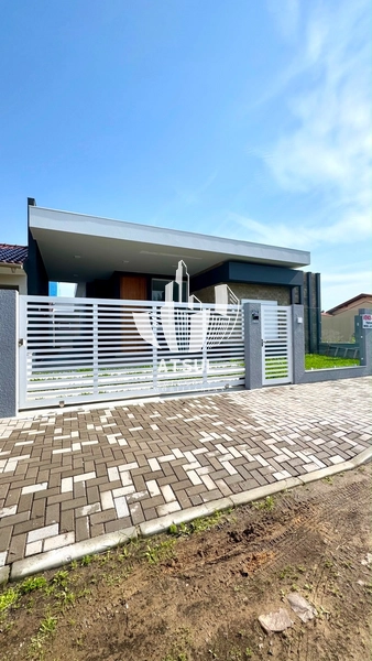 Casa à venda em Atântida Sul: 2ª foto da galeria de imagens do imóvel