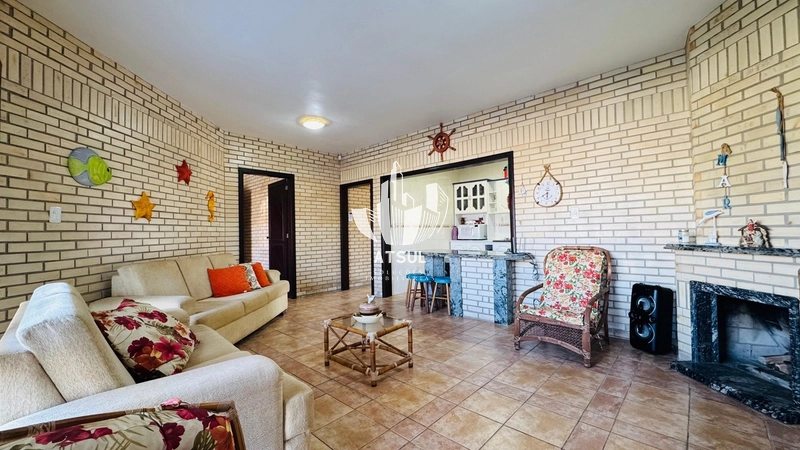 Casa à venda em Atlãntida Sul: 4ª foto da galeria de imagens do imóvel