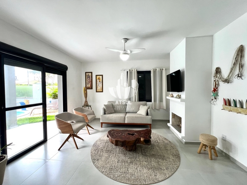 Casa à venda em Atlântida Sul: 5ª foto da galeria de imagens do imóvel