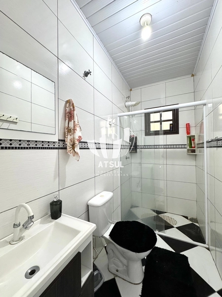 Casa à venda em Atlãntida Sul: 3ª foto da galeria de imagens do imóvel