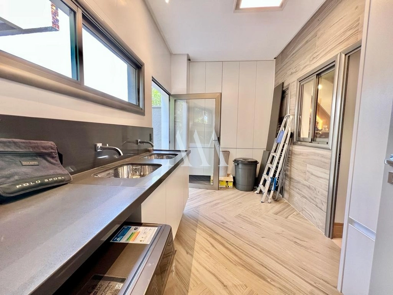 Residência de Luxo Mobiliada no Alphaville: 8ª foto da galeria de imagens do imóvel