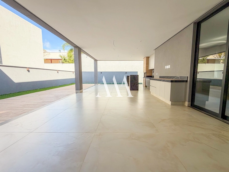 Casa Nova e Moderna no Alphaville: 3ª foto da galeria de imagens do imóvel