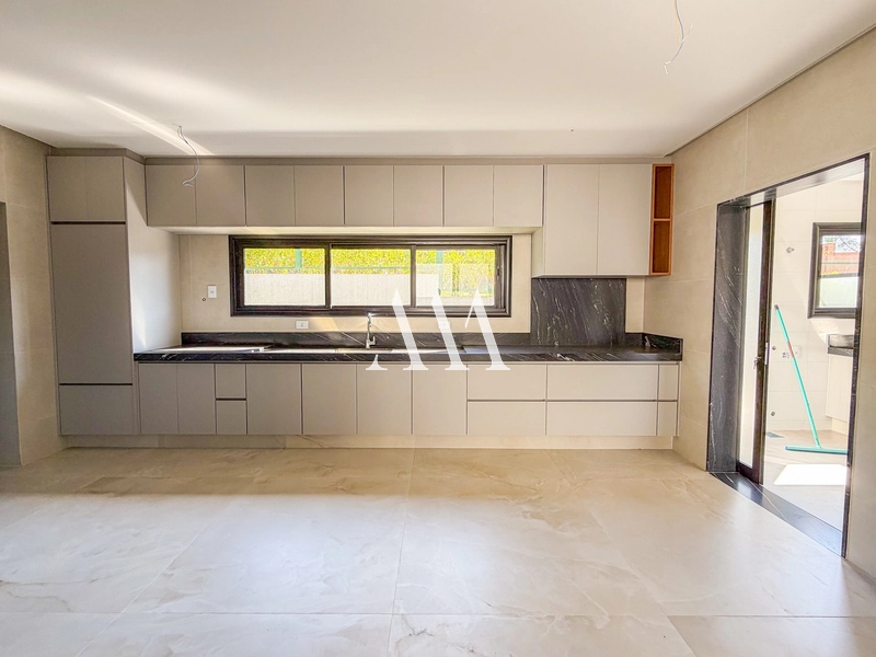Casa Nova e Moderna no Alphaville: 7ª foto da galeria de imagens do imóvel