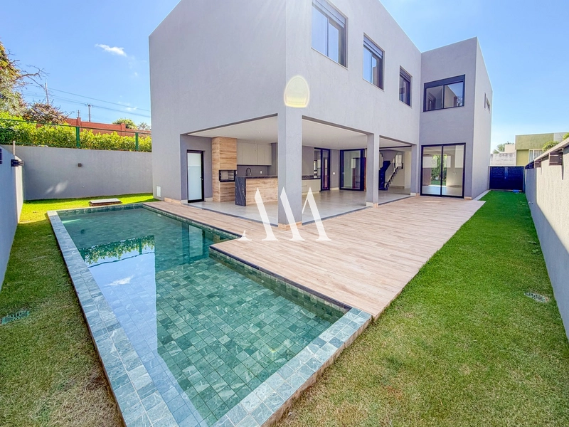 Casa Nova e Moderna no Alphaville: 5ª foto da galeria de imagens do imóvel