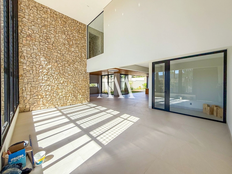 Luxuosa Residência no Alphaville: 2ª foto da galeria de imagens do imóvel