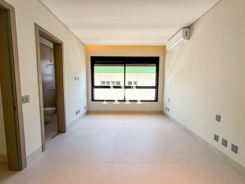 Luxuosa Residência no Alphaville: 14ª foto da galeria de imagens do imóvel