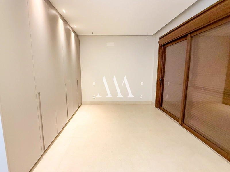 Casa de Luxo em Terreno de Esquina no Jardins França: 20ª foto da galeria de imagens do imóvel