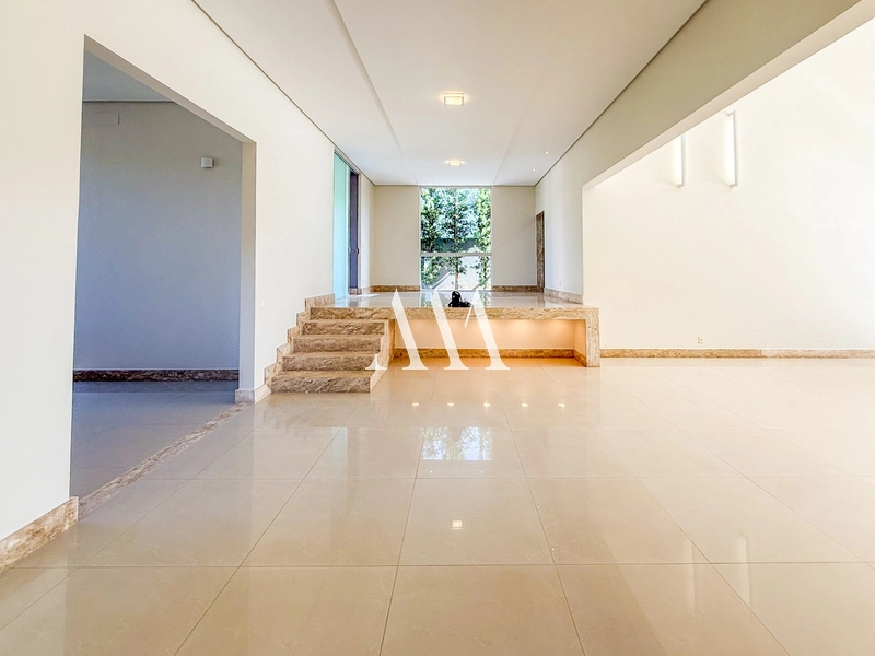 Grandiosa Residência Vista Mata no Alphaville: 3ª foto da galeria de imagens do imóvel