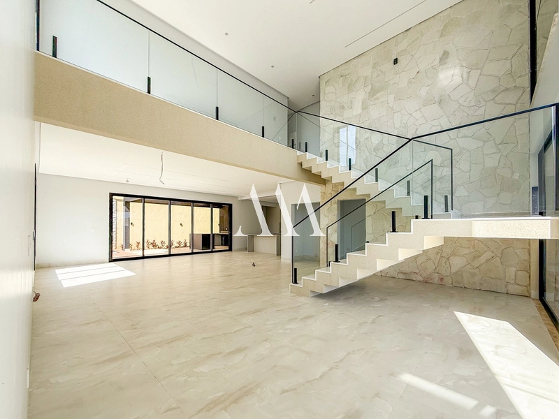 Casa Moderna no Jardins França: 2ª foto da galeria de imagens do imóvel