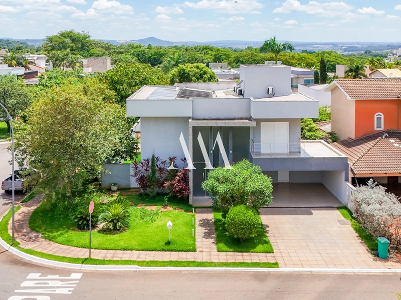 Residência de Esquina no Jardins Atenas: 2ª foto da galeria de imagens do imóvel