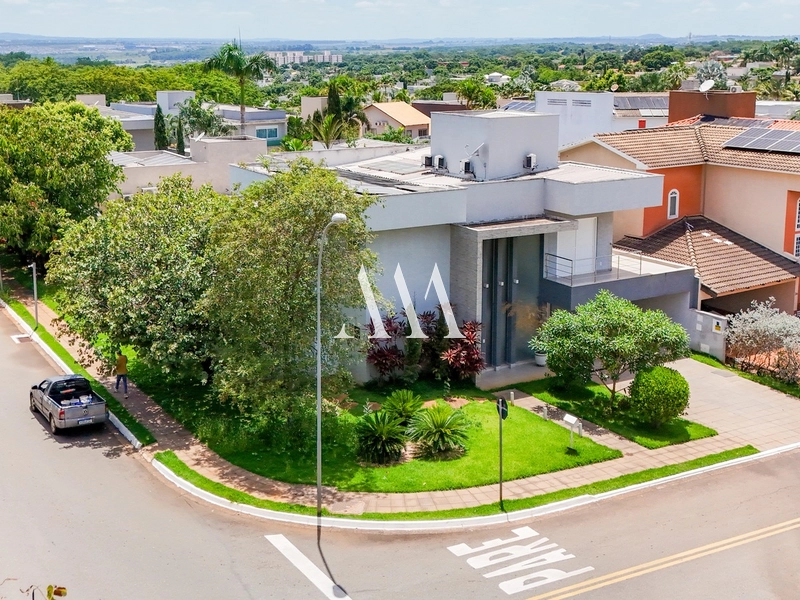 Residência de Esquina no Jardins Atenas: 1ª foto da galeria de imagens do imóvel