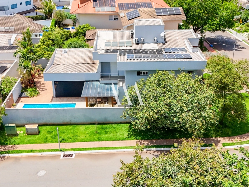 Residência de Esquina no Jardins Atenas: 4ª foto da galeria de imagens do imóvel