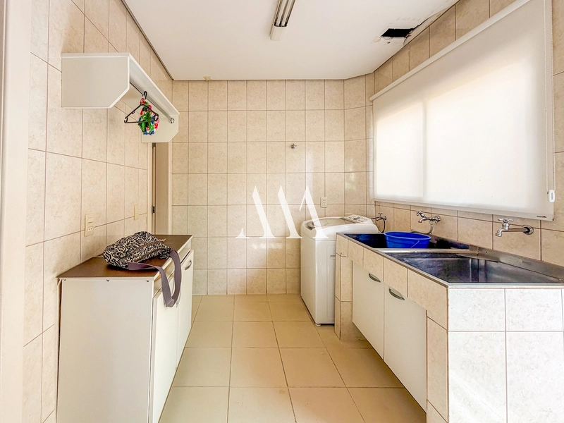 Casa Clássica Oportunidade no Alphaville: 15ª foto da galeria de imagens do imóvel