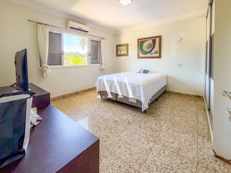 Casa Clássica Oportunidade no Alphaville: 24ª foto da galeria de imagens do imóvel