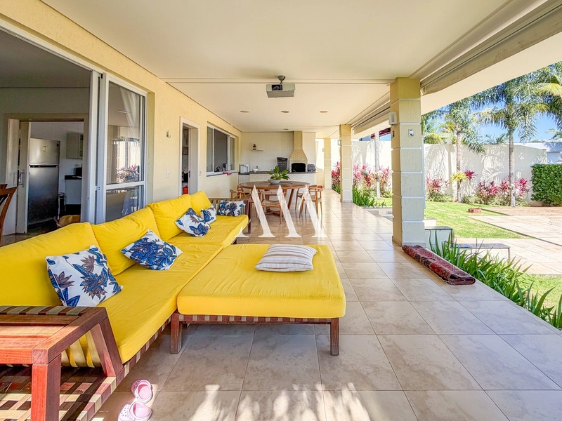 Casa Clássica Oportunidade no Alphaville: 8ª foto da galeria de imagens do imóvel