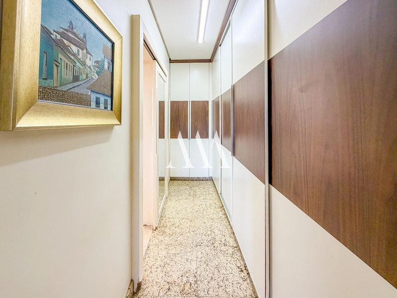 Casa Clássica Oportunidade no Alphaville: 25ª foto da galeria de imagens do imóvel