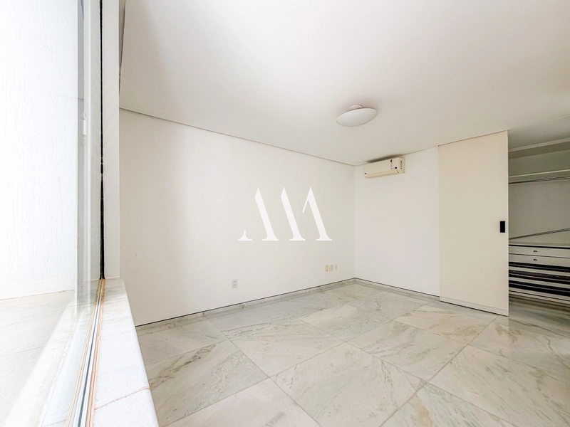 Moderna Residência no Alphaville: 13ª foto da galeria de imagens do imóvel