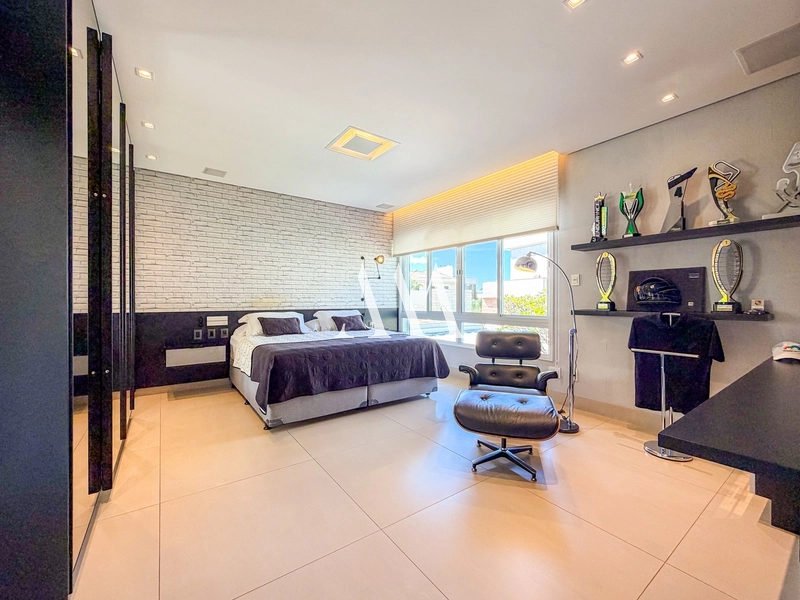 Luxuosa Residência no Alphaville: 28ª foto da galeria de imagens do imóvel