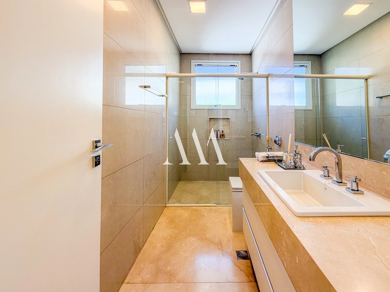 Luxuosa Residência no Alphaville: 27ª foto da galeria de imagens do imóvel