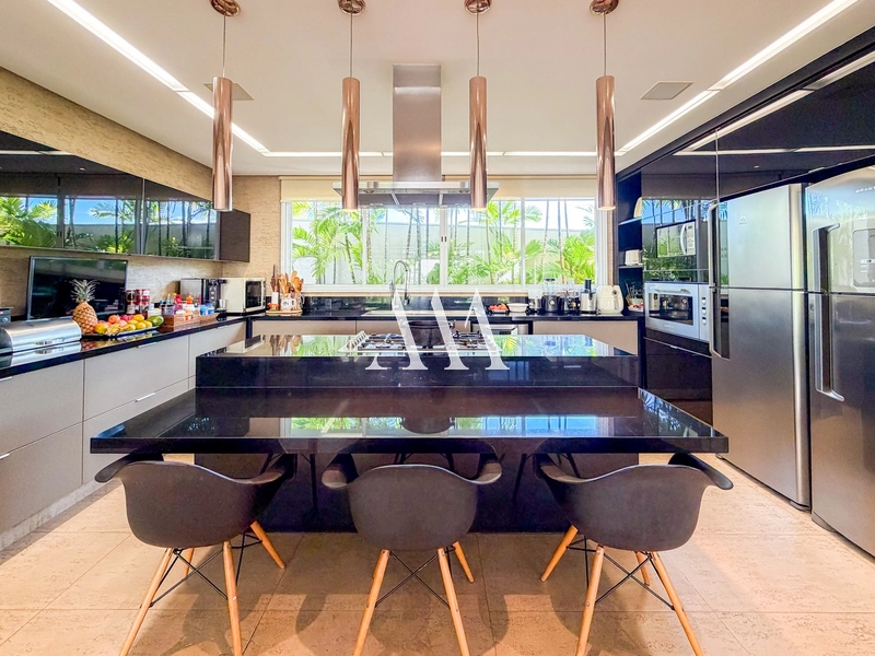Luxuosa Residência no Alphaville: 20ª foto da galeria de imagens do imóvel