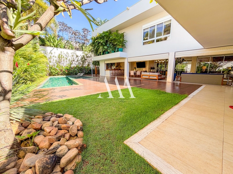 Luxuosa Residência no Alphaville: 14ª foto da galeria de imagens do imóvel