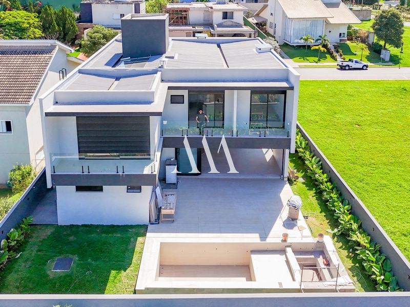 Luxuosa Propriedade no Alphaville: 4ª foto da galeria de imagens do imóvel