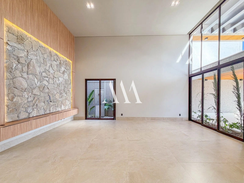 Casa Térrea Sofisticada e Privilegiada no Jardins Itália: 3ª foto da galeria de imagens do imóvel