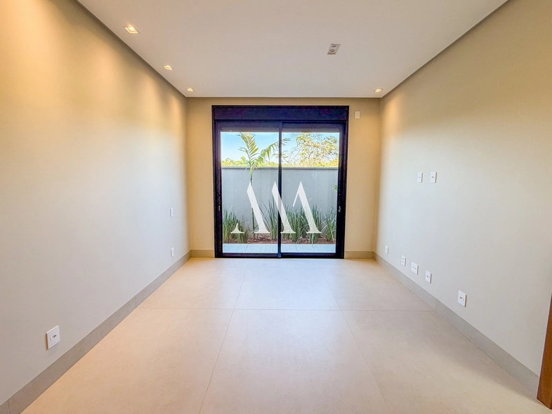 Moderna Casa Térrea no Plateau D’or: 17ª foto da galeria de imagens do imóvel