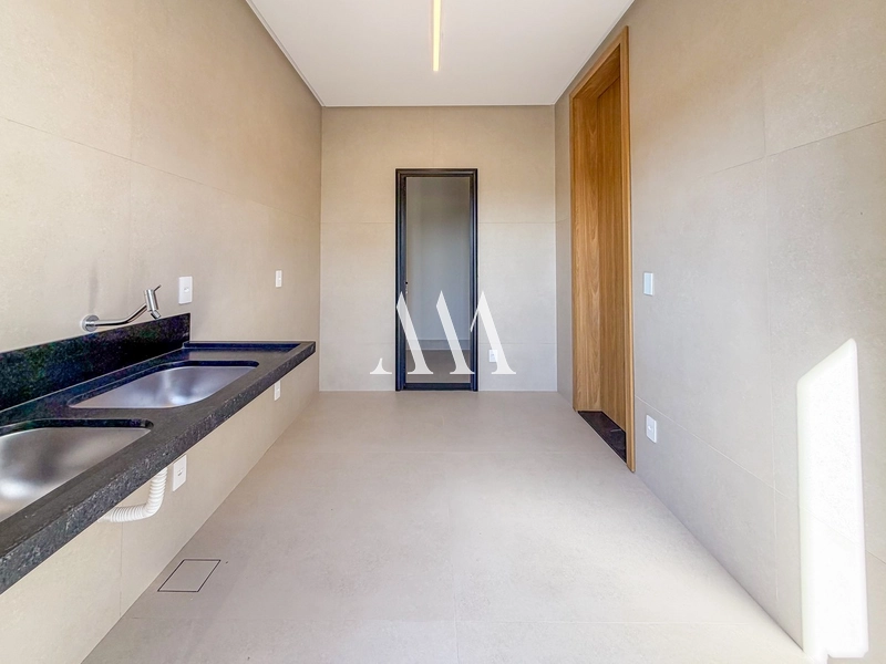 Moderna Casa Térrea no Plateau D’or: 14ª foto da galeria de imagens do imóvel