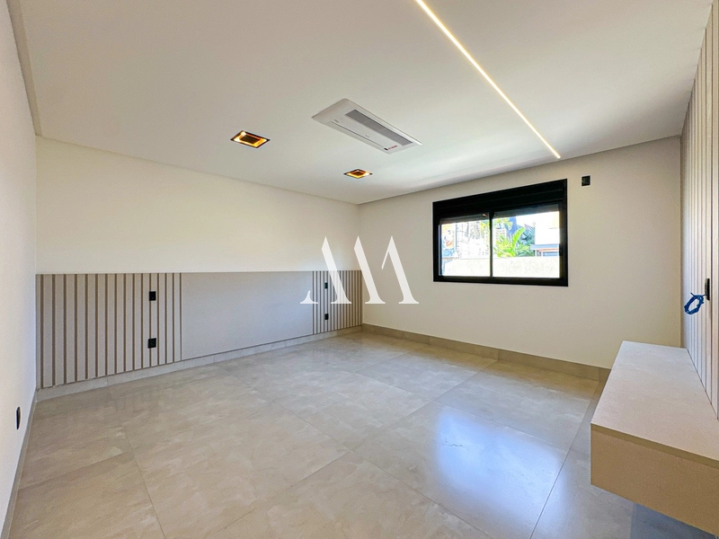 Casa Moderna Oportunidade no Jardins Itália: 25ª foto da galeria de imagens do imóvel