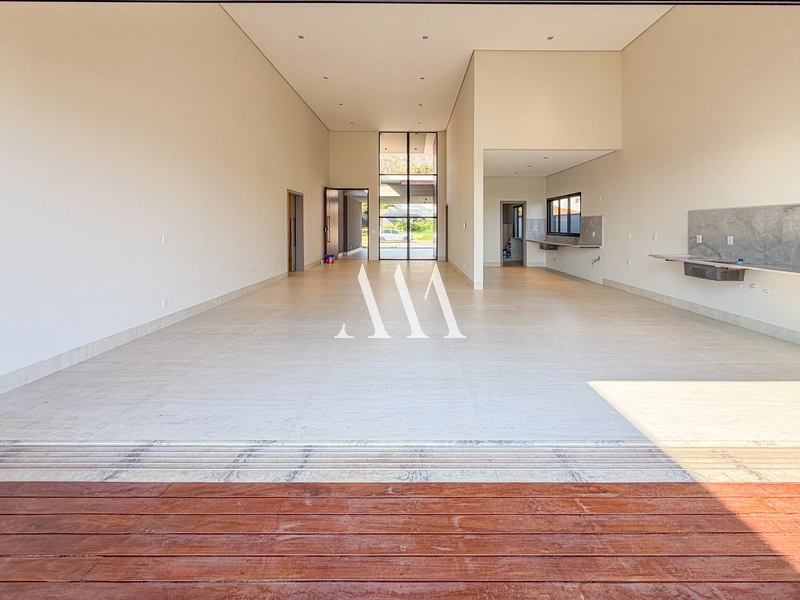 Casa Térrea com Incrível Vista Livre no Plateau D'or: 7ª foto da galeria de imagens do imóvel