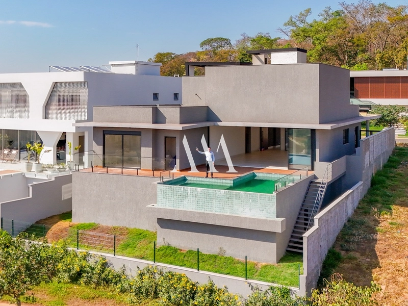 Casa Térrea com Incrível Vista Livre no Plateau D'or: 3ª foto da galeria de imagens do imóvel