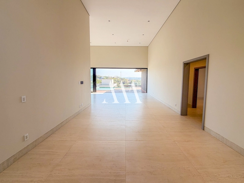 Casa Térrea com Incrível Vista Livre no Plateau D'or: 4ª foto da galeria de imagens do imóvel