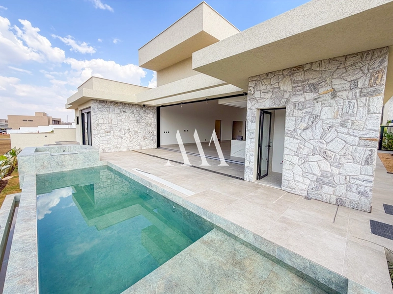 Casa Térrea Luxuosa no Plateau D’or: 10ª foto da galeria de imagens do imóvel
